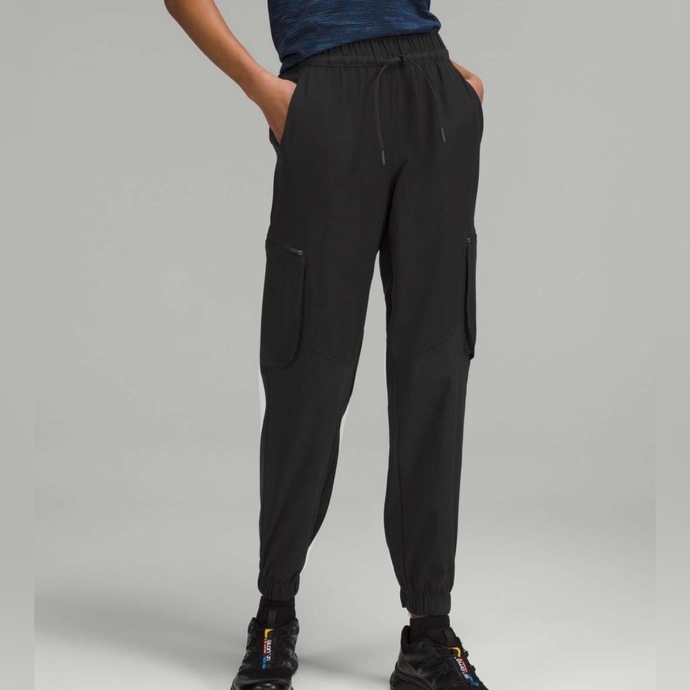 Women's Black Elastic Waist Pants - size small
